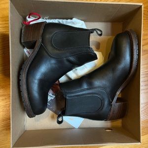 Red Wing Heritage “Harriet” Chelsea Boots 3473 Black leather, women’s US 7.5.